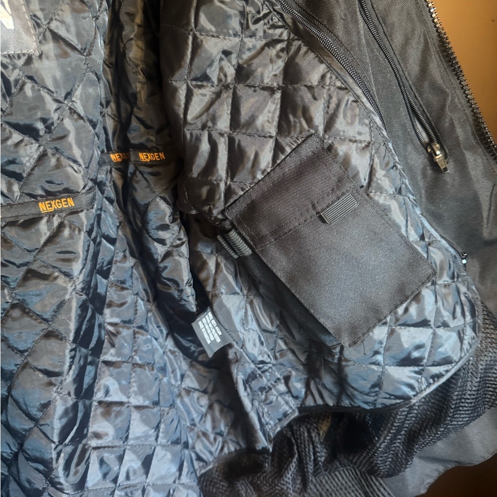 Men's Black Performance Jacket - Picture 5 of 10